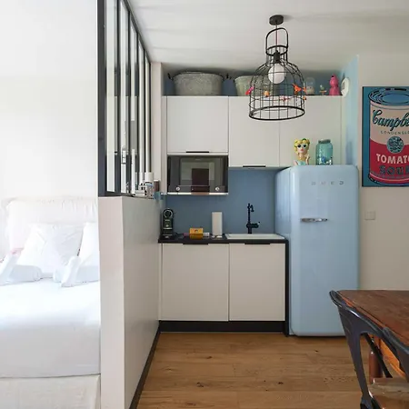 Flat In The Heart Of With A Garden דירה *